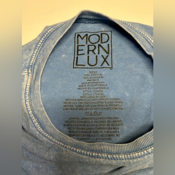 MODERN LUX Womens Cropped Mineral Wash Graphic Tee “BONITA” Short Sleeve Size M - Picture 2 of 10